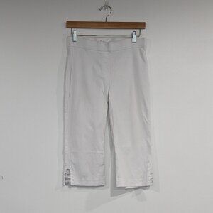 89th + Madison Bedazzled Rhinestone Capri Pants White Size Small